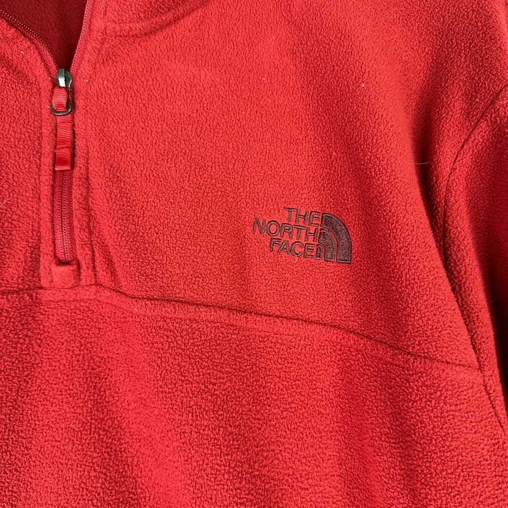 The North‎ Face Men's Pullover Long Sleeve Mock Neck Sweatshirt Red Size Medium